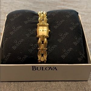 💕SOLD💕 Bulova Gold Link Ladies Watch